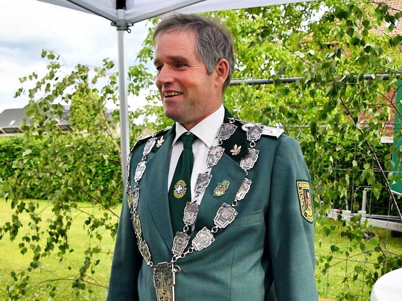 Thomas II. Wirtz und seine Frau Christiane I. werden während der Brucher Kirmes gekürt. Foto: privat
