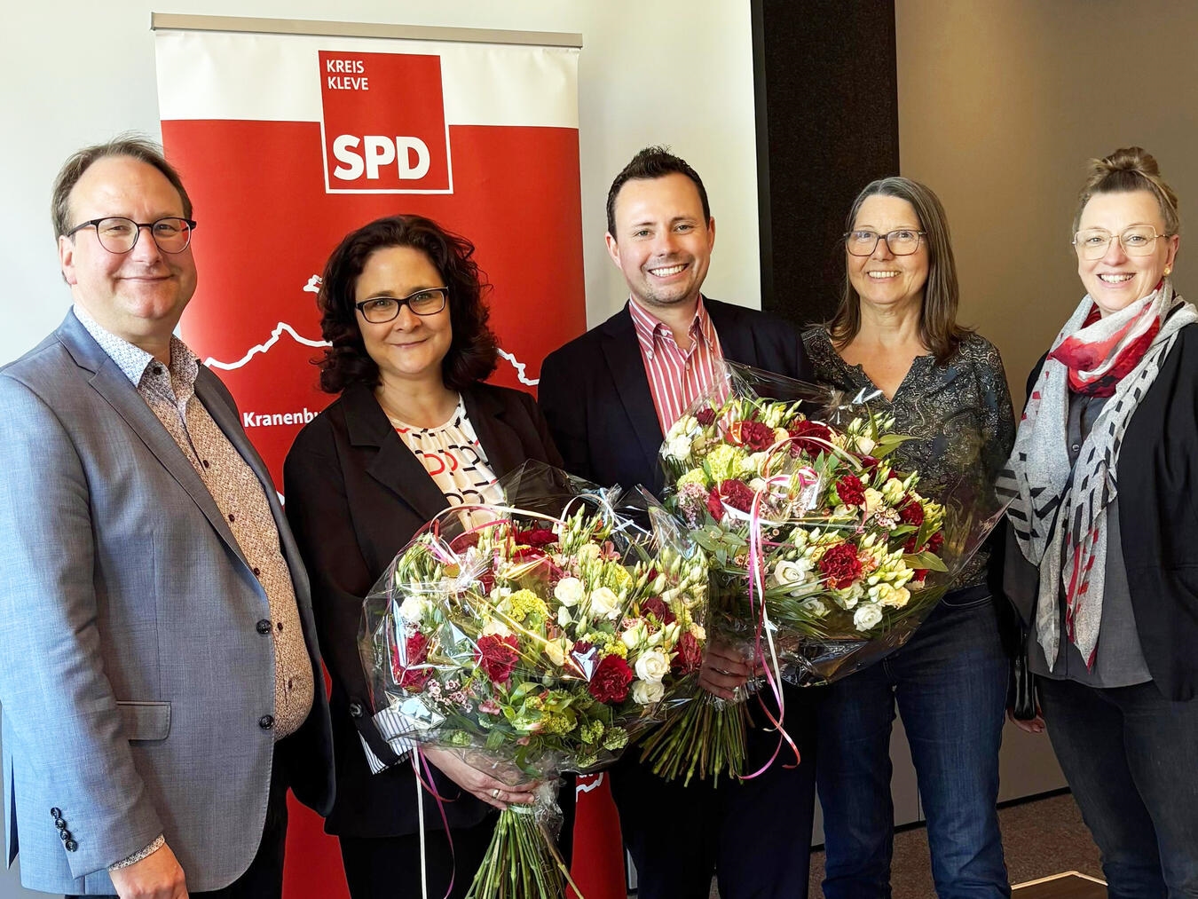 Thorsten Rupp, Christin Becker, Lars Aengenvoort, Vera van de Loo und Tanja Jansen bei politischer Veranstaltung.