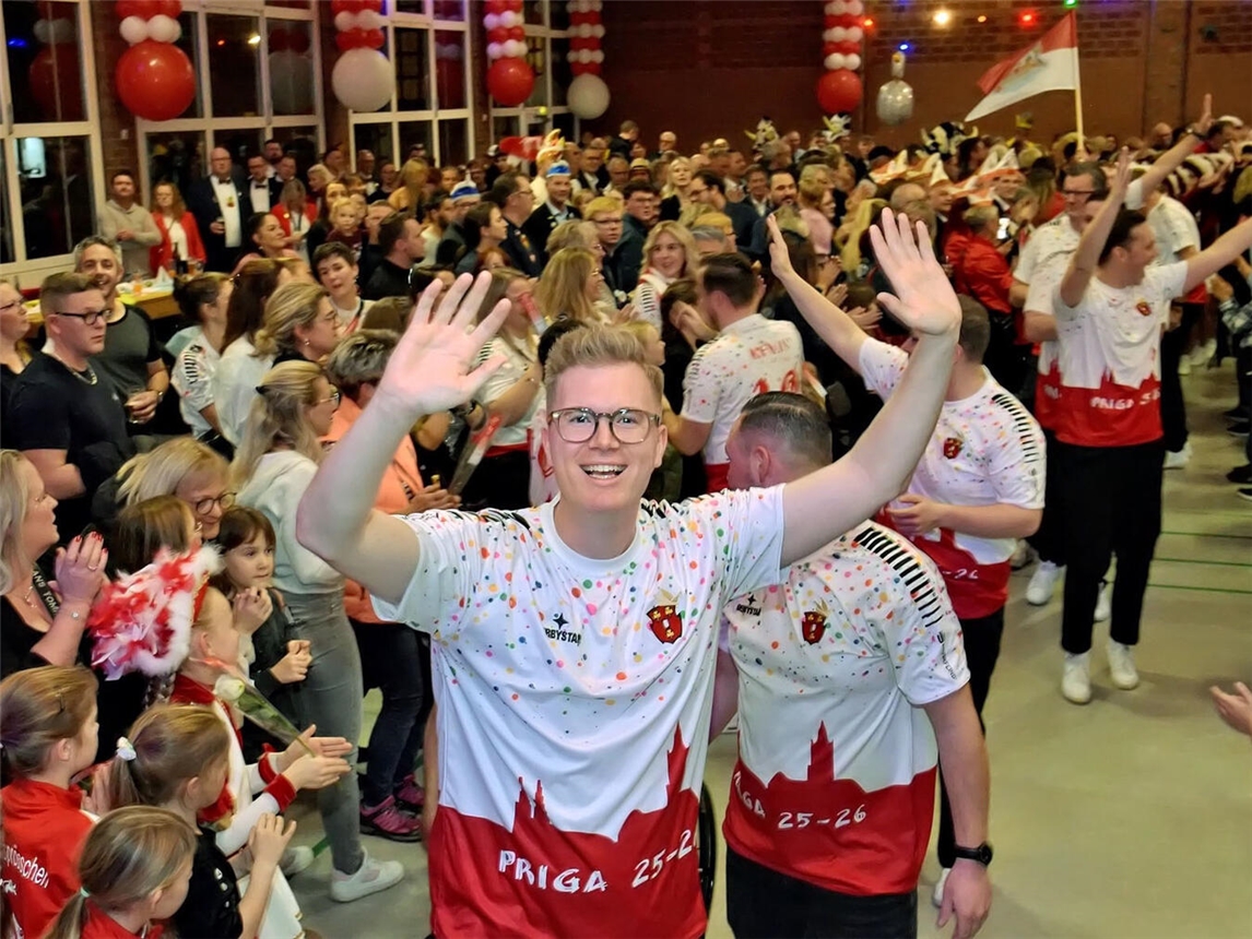 Tobias Budde ist der neue Klever Prinz in der Karnevals-Session 2025/2026 – und er hat sich einiges vorgenommen. NN-Foto: Rüdiger Dehnen