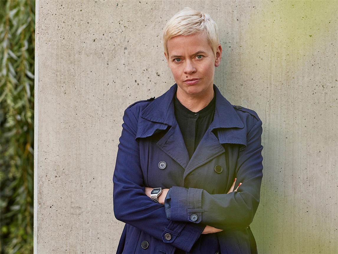 "Traudl Bünger liest in Stadtbücherei Emmerich, Foto von Maya Claussen"