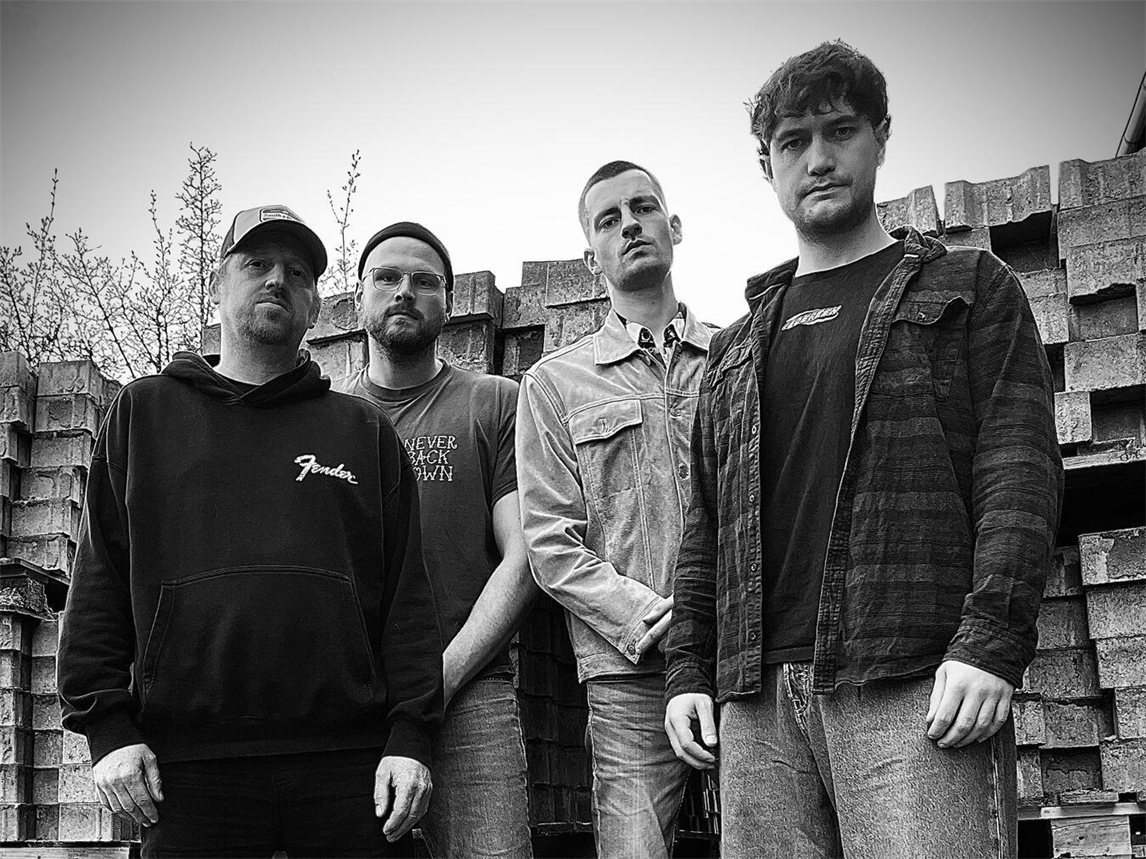 "True Voodoo Band spielt groovigen Stoner Rock, energiegeladenes Live-Konzert"