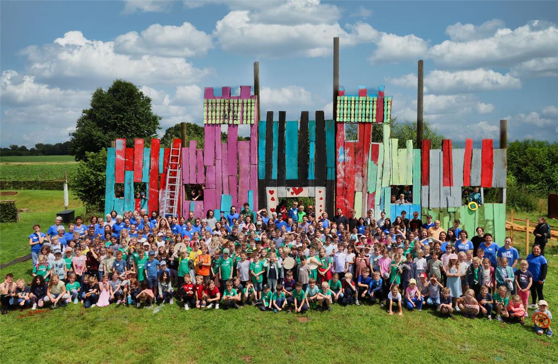 Über 240 Kinder haben im vergangenen Jahr die Kids Games in Uedem besucht. In diesem Jahr wird es zusätzlich zu den Kids Games im Sommer auch die Mini Kids Games geben, die schon im April stattfinden. Die Anmeldung dazu ist ab sofort möglich. Foto: FeG Uedem