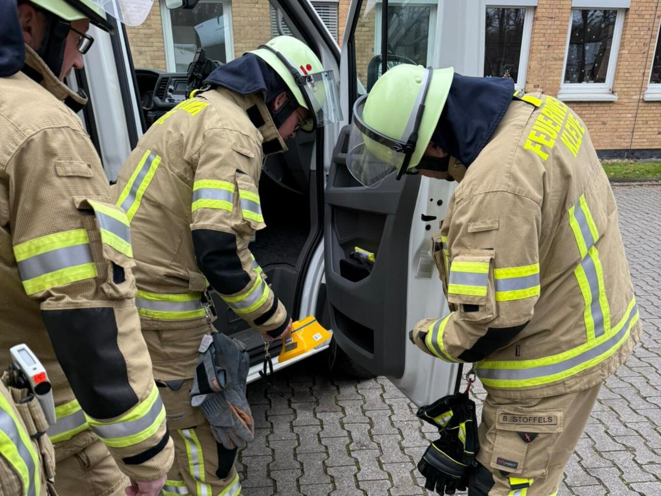 Übung mit radioaktiven Strahlern. Foto: Feuerwehr Kleve