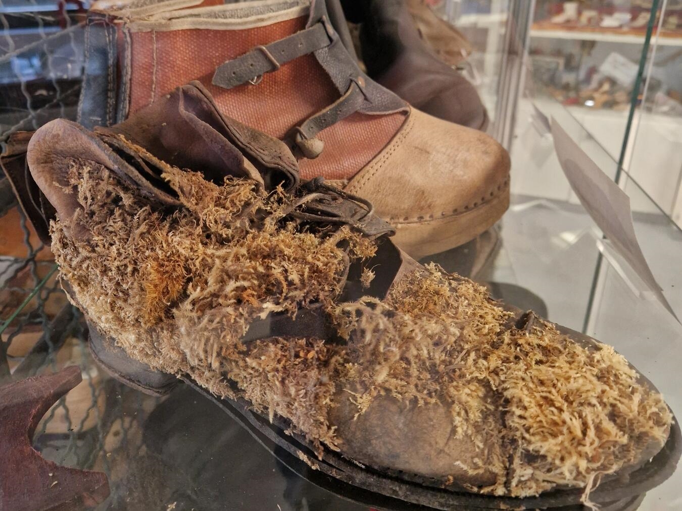 Um Schuhe und die dazu gehörenden Geschichten geht‘s in der neuen Sonderausstellung. Foto: Kleefse Schüsterkes 
