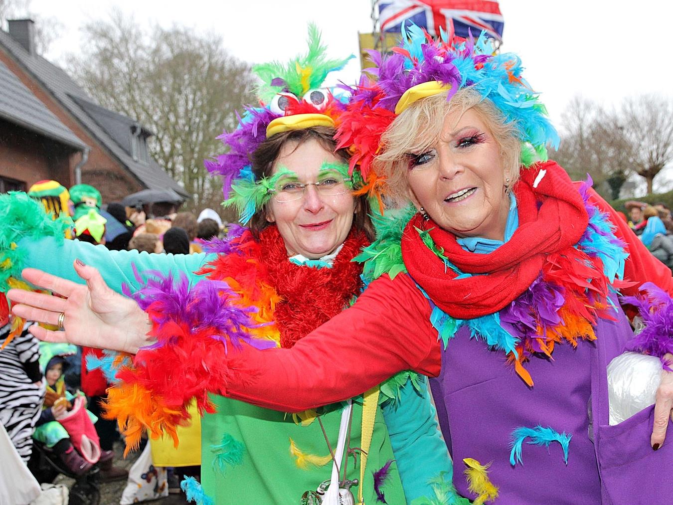 ...und gute Laune gehören zum Straßenkarneval einfach dazu.