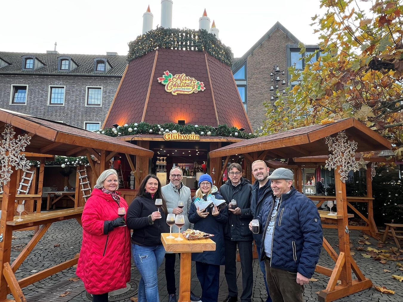Veranstalter und Sponsoren freuen sich auf das Winterevent in Geldern: Jutta Vogel, Angelique Bruch, Rainer Niersmann,Jennifer Strücker, Markus Bexte, Carsten Zündorf und Mathias Voss (v.l.n.r.).NN-Foto: Andrea Kempkens
