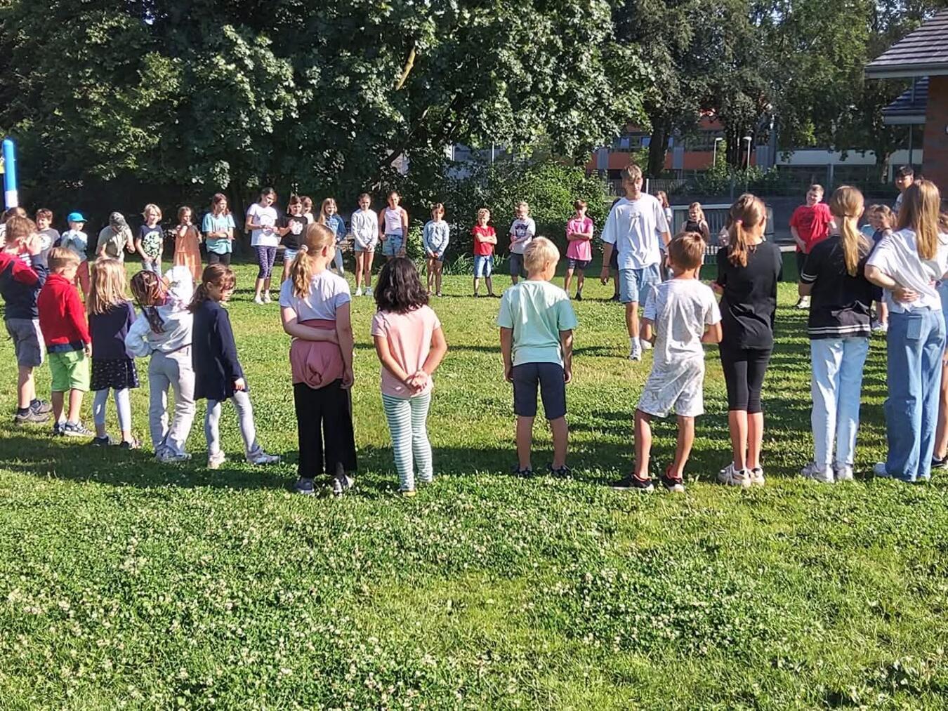 Viel Programm gibt es wieder beim Sommerferienspaß des Reeser Jugendhaus Remix. Foto: Stadt Rees