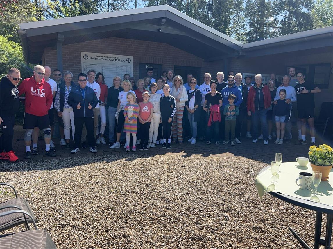 Viele Besucher kamen zur Anlage des UTC am Kleinbergsbäumchen. Foto: privat