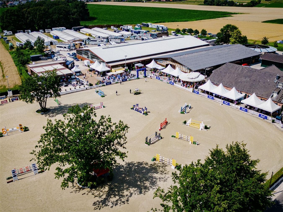 "Vier Tage Pferdesport-Event Tiemeyer x Hetzel Young Horse Masters 2026, Unterhaltung und Reitkunst"