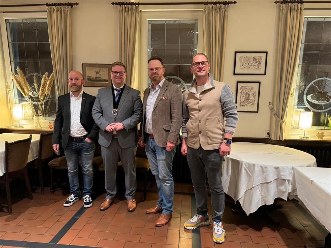 Volker Wassermann, Lucas M. van Stephoudt, Dr. Andreas Rehder und Ulf Schillings (v.l.).Foto: Schillings