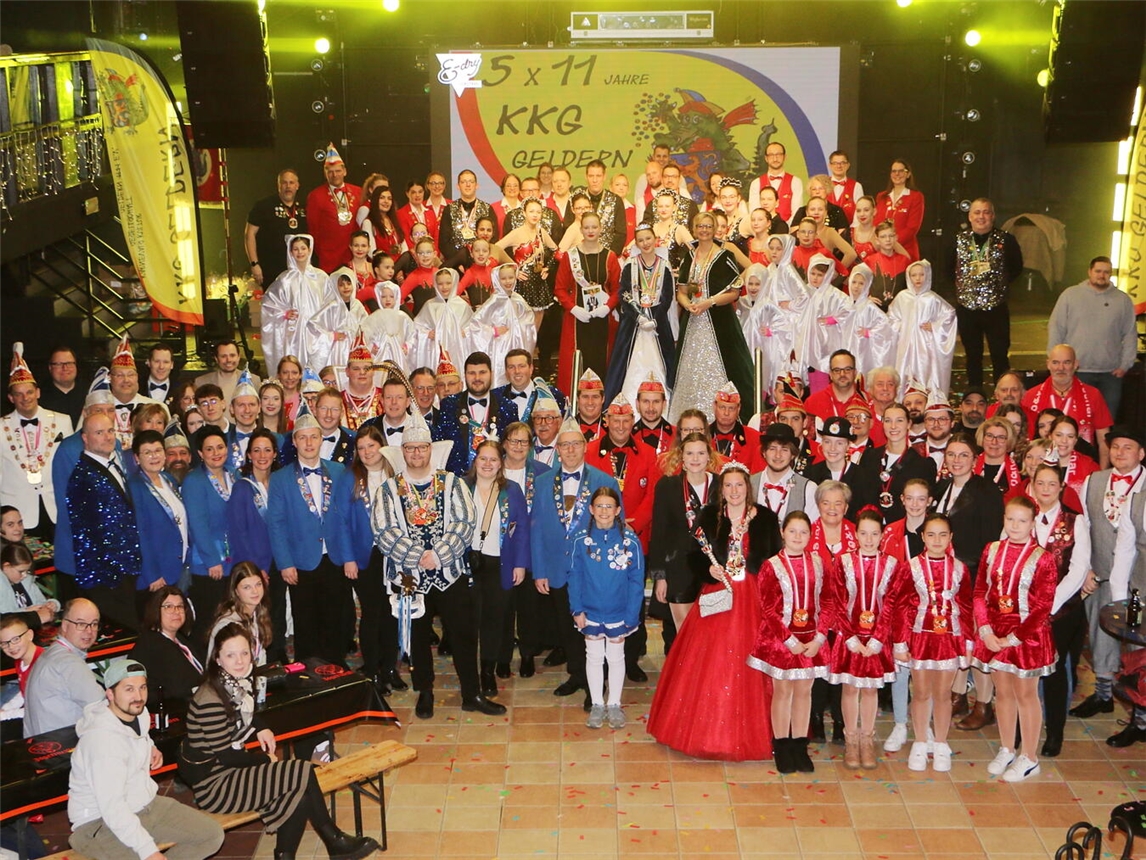 Volles Haus in der E-dry: Viele Karnevalsvereine folgten der Einladung zum traditionellen Neujahrsempfang.