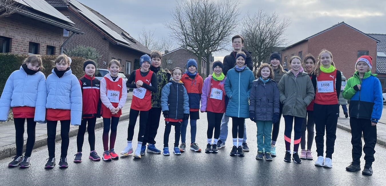 Von den Bambini bis zu den Senioren waren die Läufer in Pfalzdorf auf den Beinen. Foto: privat