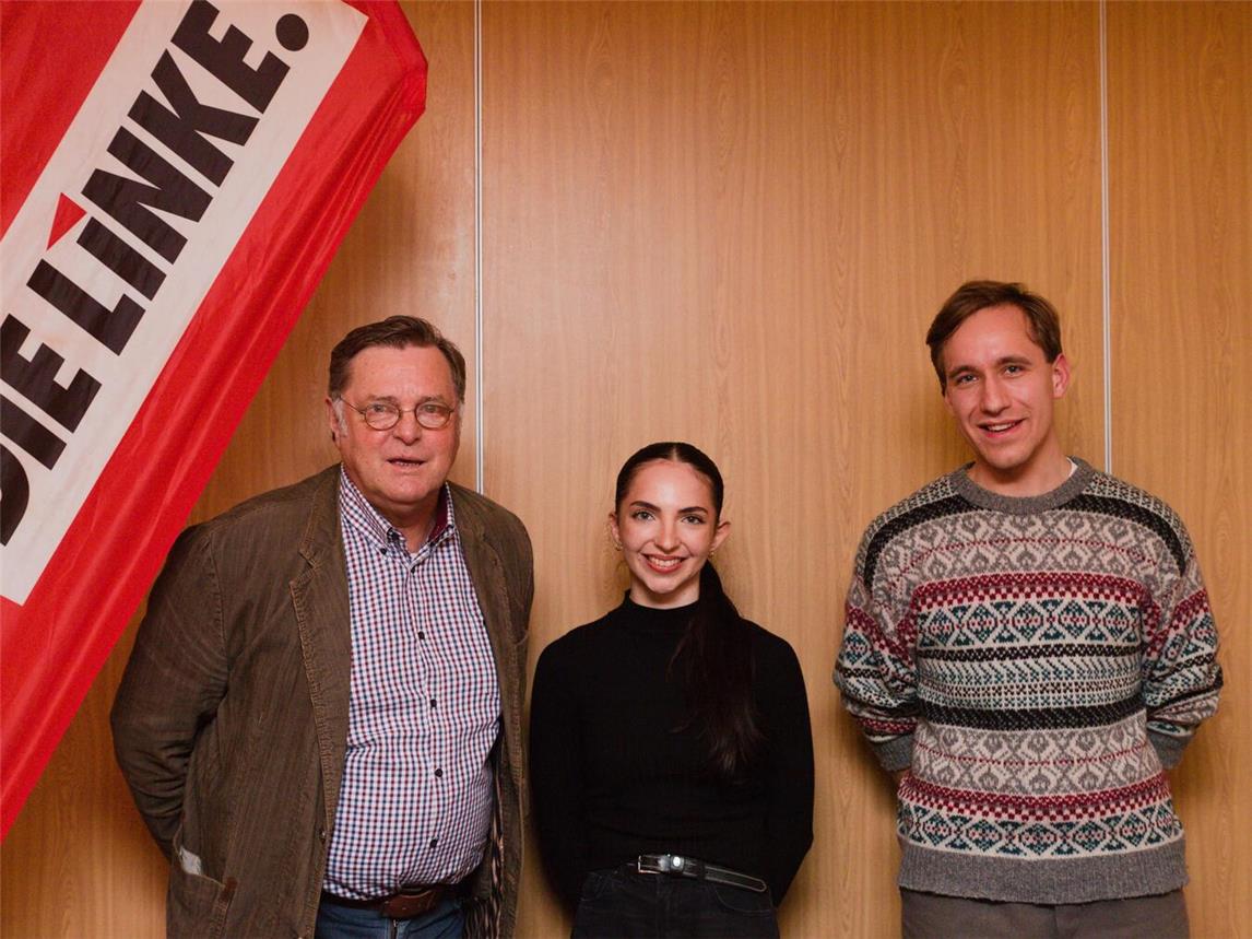 Von links: Kreissprecher Norbert Hayduk, Direktkandidatin Jolanda Douven und Kreisschatzmeister Jonas Schmitz.Foto: Die Linke