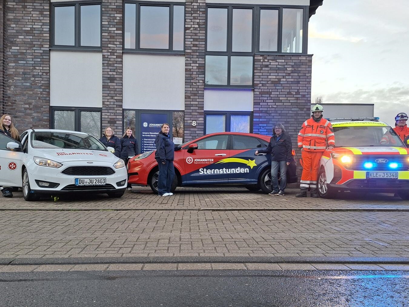 Von Unfallhilfe über Sternstunden bis zum Hausnotruf: Die Johanniter in Emmerich leisten einen wichtigen Beitrag für die Sicherheit und den sozialen Zusammenhalt in der Hansestadt. Foto: privat