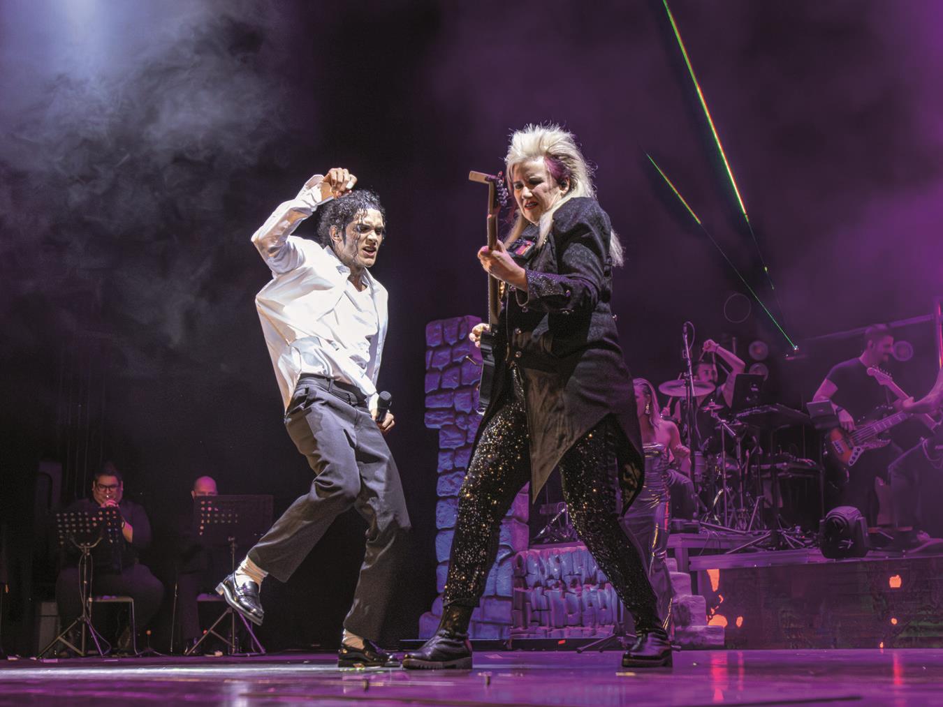 Wendel Gama (l.) und Jennifer Batten (r.) lassen die Musik von Michael Jackson wieder auf der Bühne aufleben.Foto: Fabrizio Amilcare / Maicol Novara Photo