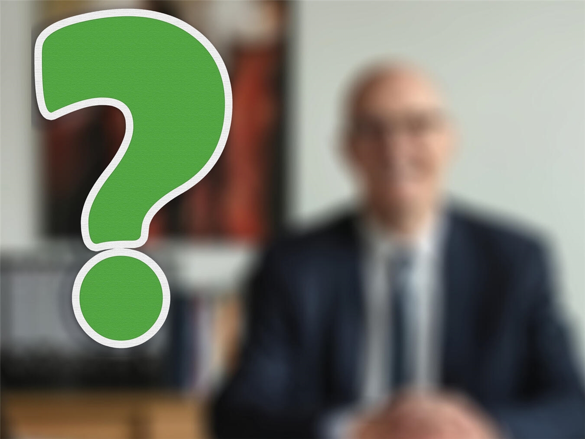 Wer ist diese Reeser Persönlichkeit? Beim Quizabend wird geraten, gerätselt und geschätzt. Foto: Ressa