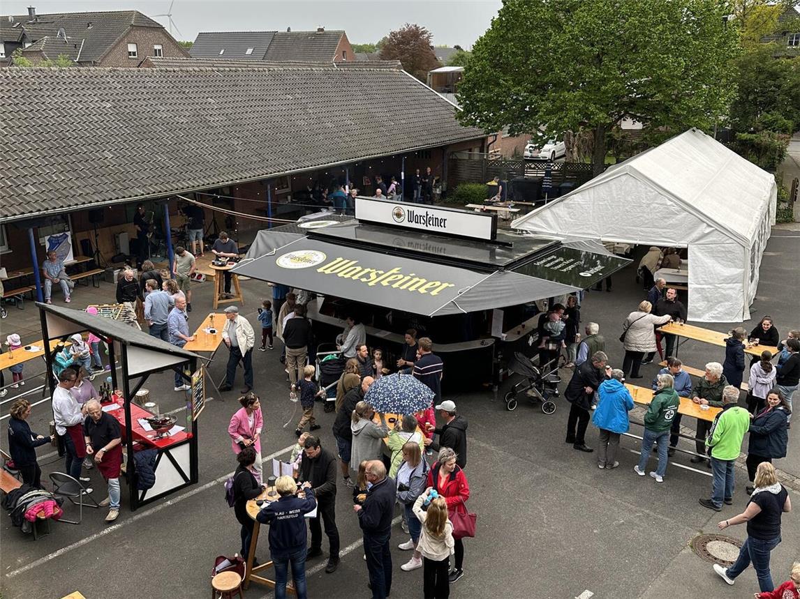 Wer trägt bei der nächsten Hartefelder Kirmes im September die Festkette der Vereinsgemeinschaft? Beim Frühlingsfest auf dem alten Schulhof will man das Geheimnis lüften. Foto: hvs