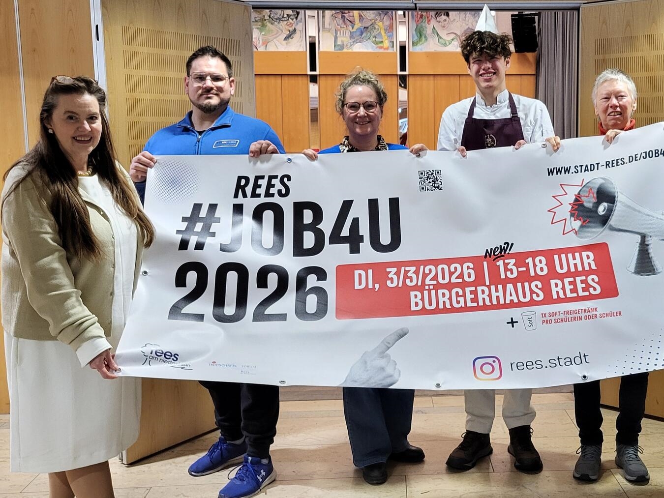 Werben für die „Job4U“ im Reeser Bürgerhaus: (v. l.) Sandra Kimm-Hamacher, Matthias Flür, Annette Kook, Max Brune und Gabriele Galler. NN-Foto: MB