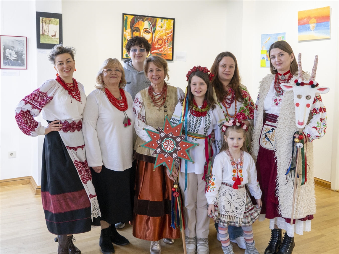 Werke von Geflüchteten zeigt die neue Ausstellung in Emmerich. NN-Foto: Gerhard Seybert