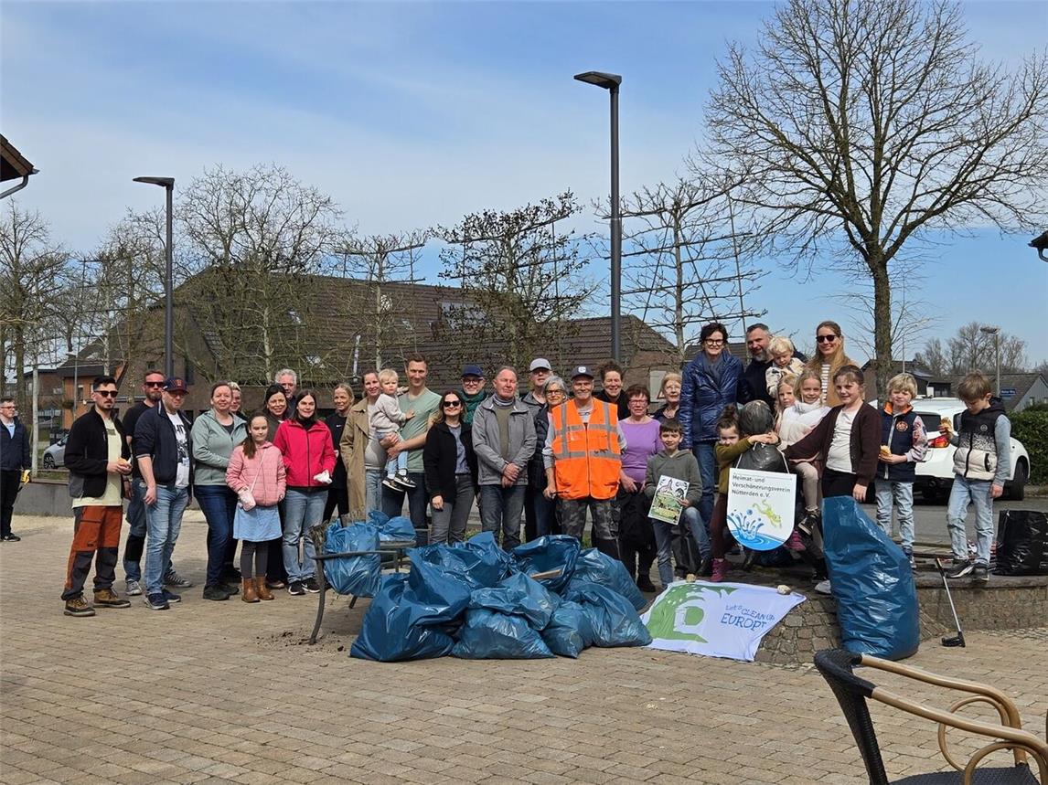 Wie jedes Jahr hat der HVV in Nütterden den Dorfputztag koordiniert. Foto: HVV Nütterden