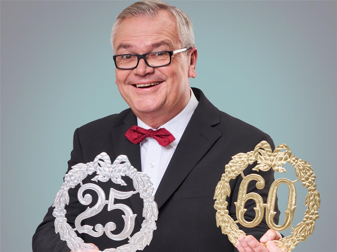 Wieder auf den Beinen: Jürgen B. Hausmann kommt im März noch einmal nach Kleve. Foto: privat