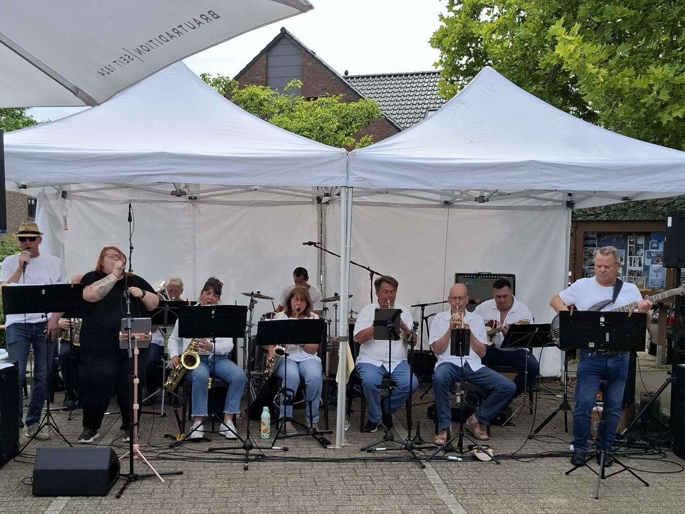 Wil‘s Band spielt am 15. November live in Geldern. Foto: privat