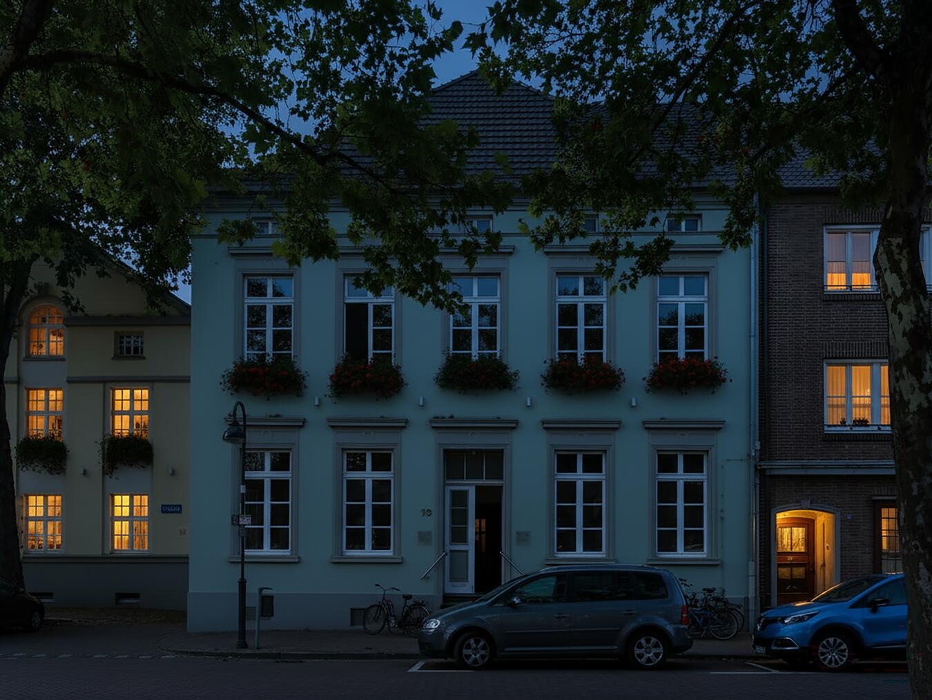 „Wir machen’s aus“ bei der Earth Hour-Aktion am 28. März – so bleiben auch die Lichter der Stadtbücherei, des Koenraad Bosman Museums, des Rathauses und Bürgerhauses für eine Stunde aus. Foto: Stadt Rees/Buckstegen (KI-editiert) 