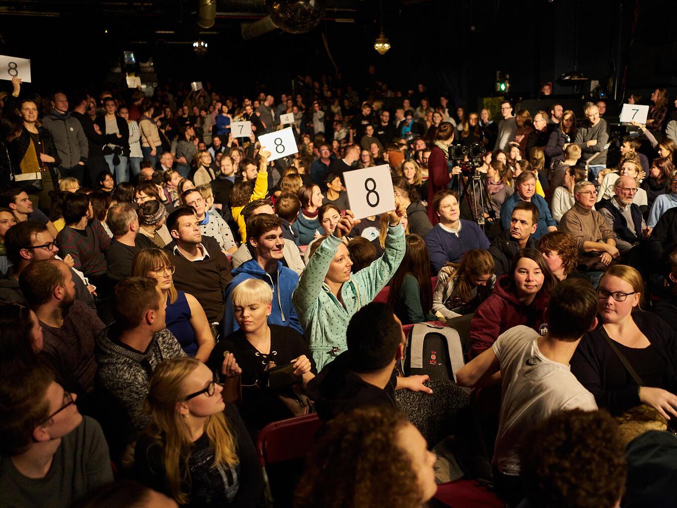 Wissenschaftler vermitteln komplexe wissenschaftliche Themen auf anschauliche und unterhaltsame Weise. Foto: Pedro Torres
