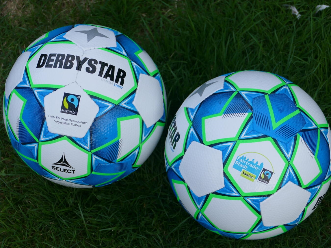 Xantener Fairtrade-Bälle von DERBYSTAR. Foto: Weltladen