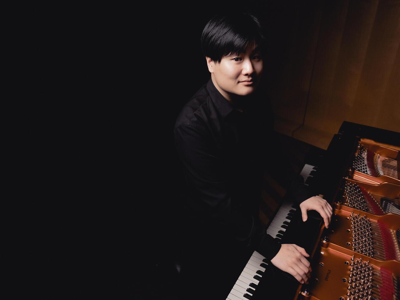 Yonggi Woo gastiert am 22. März in Straelen. Foto: Tumen Dondukov