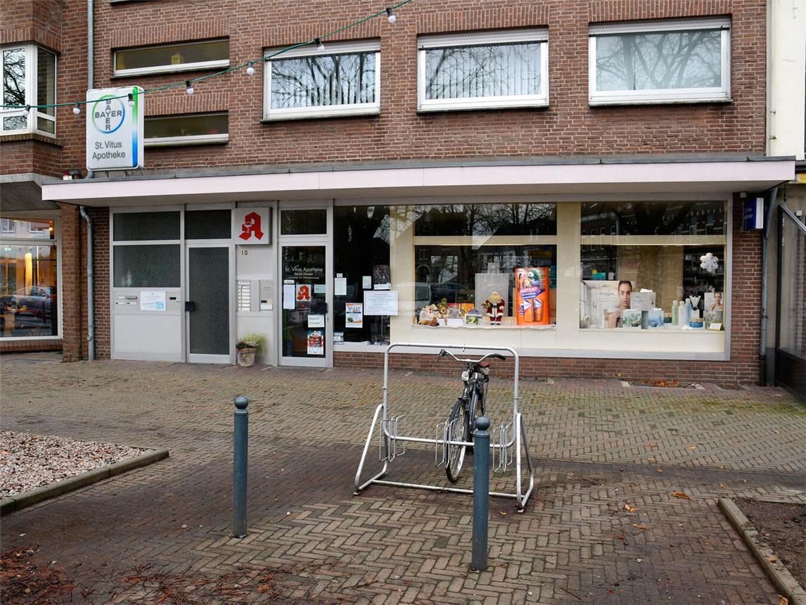 Zum 31. Dezember schließt die St.-Vitus-Apotheke am Eltener Markt.NN-Foto: Rüdiger Dehnen