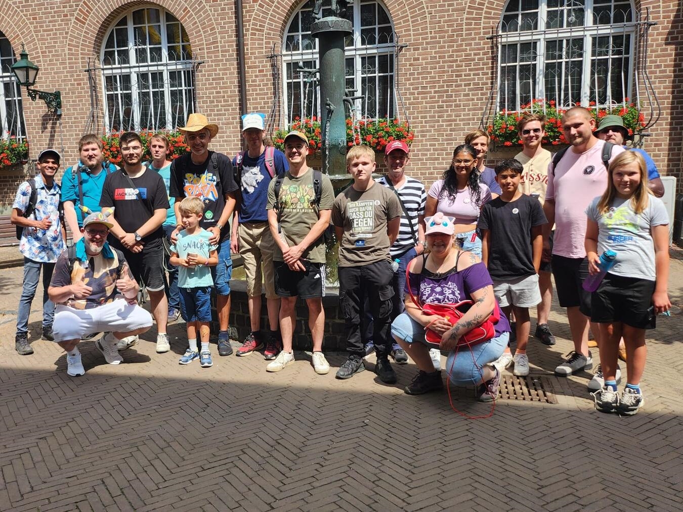 Zum internationalen Pokémon Go Fest kamen auch in Kevelaer zahlreiche Menschen zusammen. Foto: privat