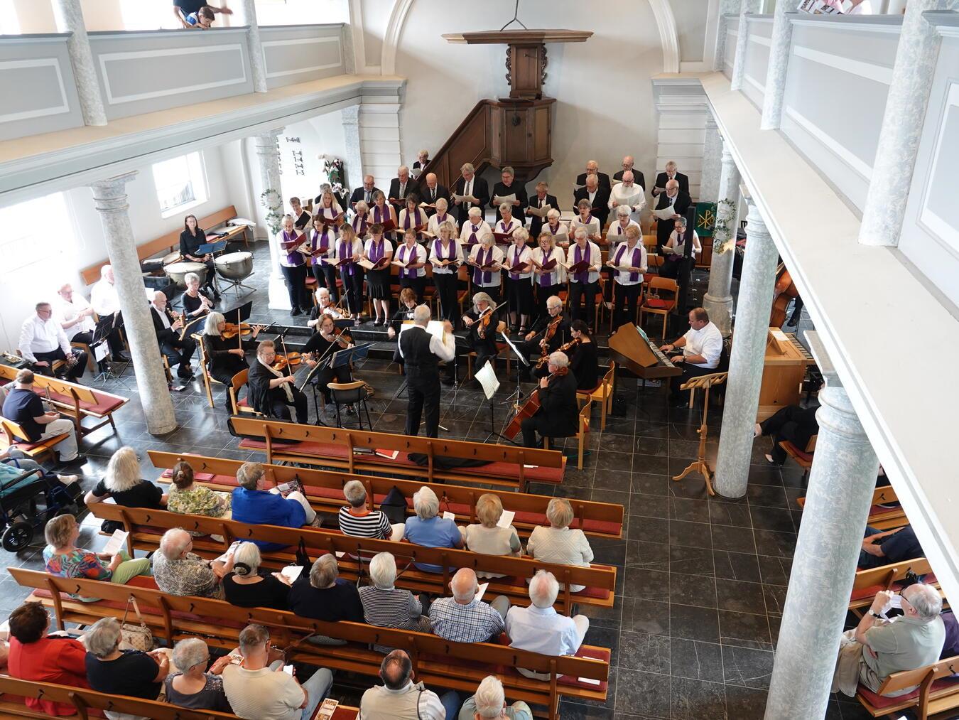 Zum Konzertabend hatte die Issumer Kantorei eingeladen.Foto: H.-J. Windeln